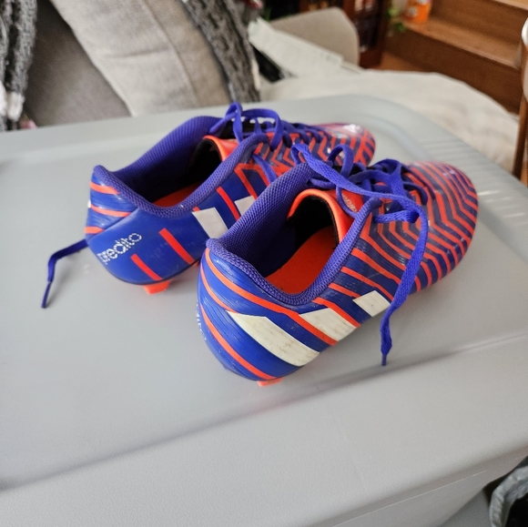 Women's soccer cleats - Picture 3 of 3